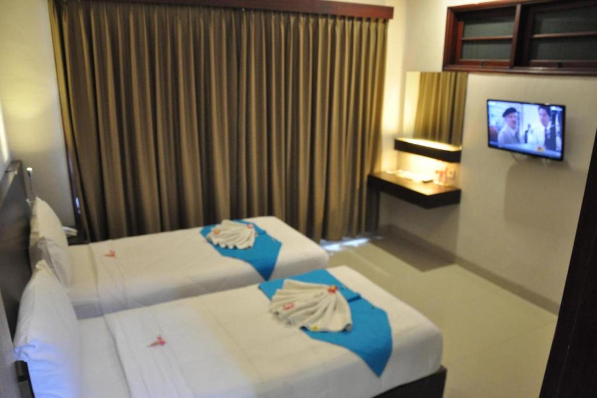 Akarsa Transit Hotel Sanur Exterior foto